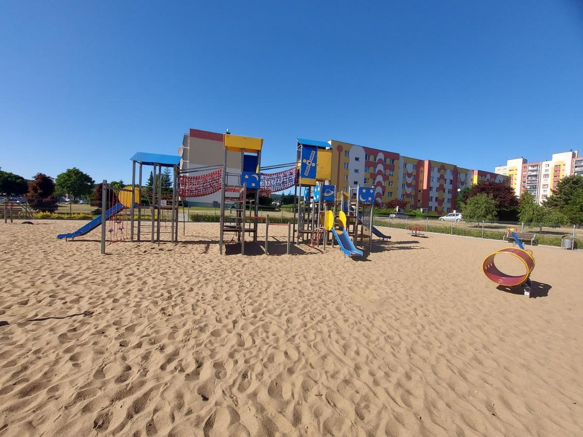 Wygodny Przestronny Apartament Janowskie Blonia Rumia Extérieur photo